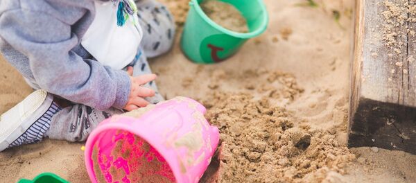 Чаще всего гельминтами заражаются дети, а после раздают их всей семье - Sputnik Беларусь