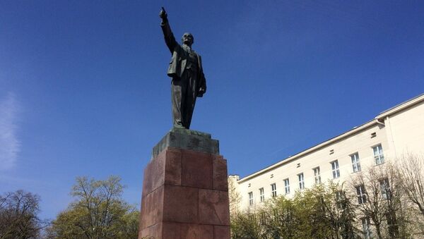 Уже через несколько часов памятник отмыли - Sputnik Беларусь