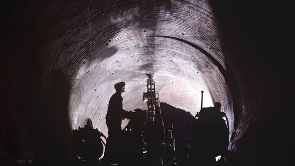 Бурильные работы в шахте, архивное фото - Sputnik Беларусь