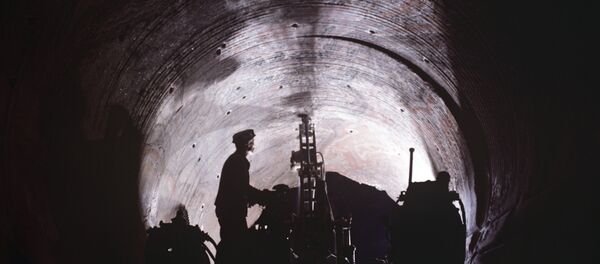 Бурильные работы в шахте, архивное фото - Sputnik Беларусь