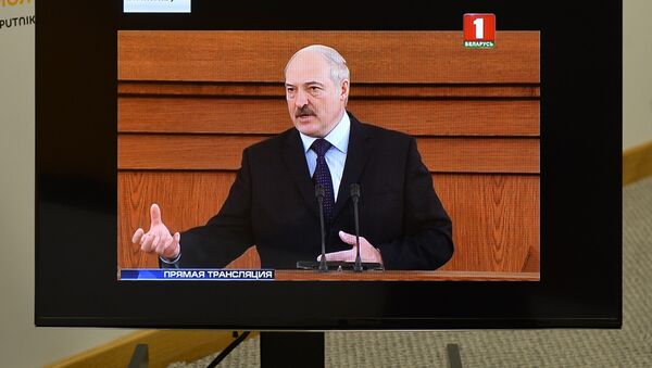 Александр Лукашенко выступает с посланием белорусскому народу и Национальному собранию - Sputnik Беларусь