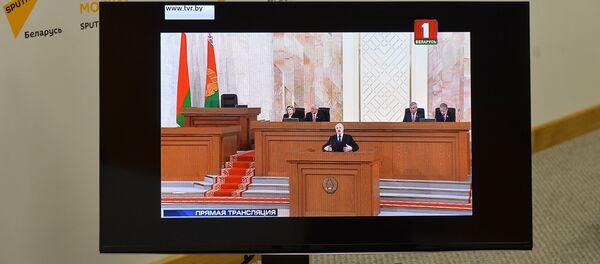 Александр Лукашенко выступает с посланием белорусскому народу и Национальному собранию - Sputnik Беларусь