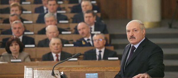 Президент Беларуси Александр Лукашенко 21 апреля обратился с ежегодным Посланием к белорусскому народу и Национальному собранию. - Sputnik Беларусь