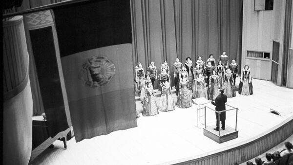 В зале Белорусской государственной филармонии, архивное фото 1974 года - Sputnik Беларусь