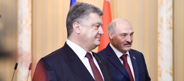 Президент Украины Петр Порошенко и президент Беларуси Александр Лукашенко - Sputnik Беларусь