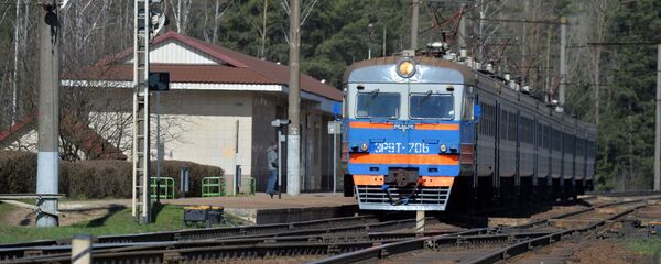 Электрацягнік на станцыі Крыжоўка - Sputnik Беларусь