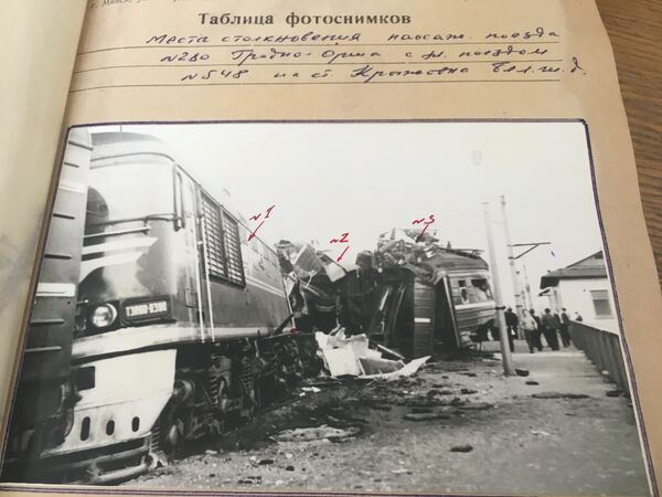Трагедия в Крыжовке 2 мая 1977 года - столкновение поезда и электрички Трагедия в Крыжовке 2 мая 1977 года - столкновение поезда и электрички - Sputnik Беларусь