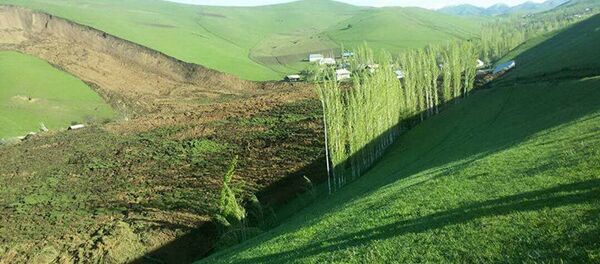 Оползень в Кыргызстане - Sputnik Беларусь