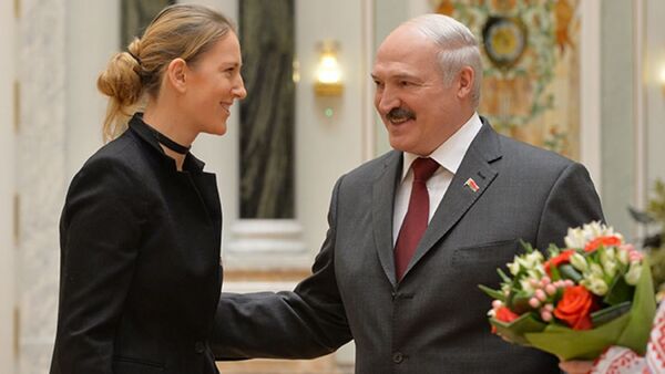 Президент Беларуси Александр Лукашенко и теннисистка Виктория Азаренко - Sputnik Беларусь