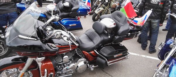 Байкеры из десятков стран мира прибыли в Минск на открытие H.O.G. Spring Challenge - Sputnik Беларусь