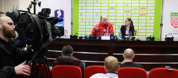 Пресс-конференция главного тренера сборной Беларуси по хоккею Дэйв Льюис Пресс-конференция главного тренера сборной Беларуси по хоккею Дэйв Льюис - Sputnik Беларусь