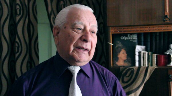 Лев Шейнкман считает, что с детьми надо уметь разговаривать Лев Шейнкман считает, что с детьми надо уметь разговаривать - Sputnik Беларусь