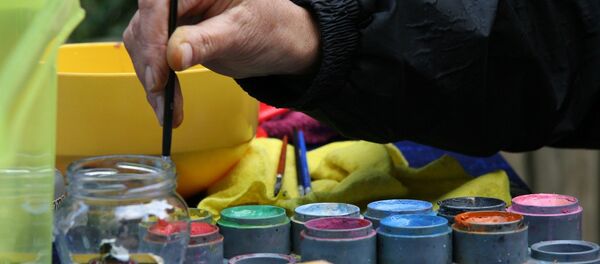 Рука мастака, архіўнае фота Рука мастака, архіўнае фота - Sputnik Беларусь