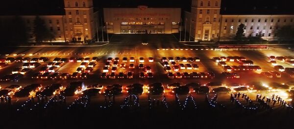 Ноч Перамогі: відовішчны флэшмоб на прахадной МТЗ - Sputnik Беларусь