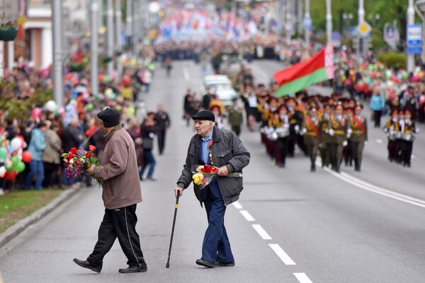 Ветеранов все меньше, на парад выходят единицы - Sputnik Беларусь