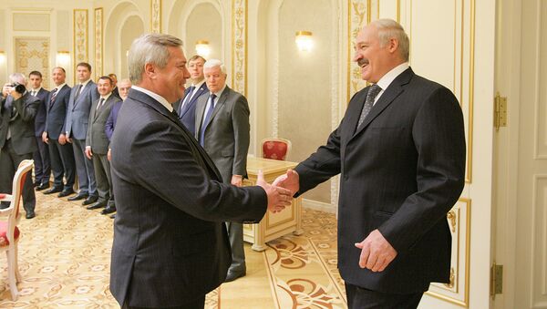 Встреча президента РБ Александра Лукашенко с губернатором Ростовской области Василием Голубевым - Sputnik Беларусь