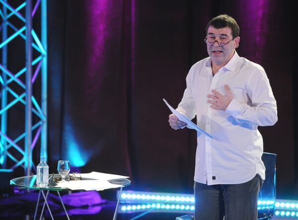 Режиссер и драматург Евгений Гришковец выступает на открытом вечере Режиссер и драматург Евгений Гришковец выступает на открытом вечере - Sputnik Беларусь