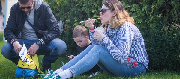 Фестиваль уличной еды Vulitsa.Ezha Вулица Ежа в Минске Фестиваль уличной еды Vulitsa.Ezha Вулица Ежа в Минске - Sputnik Беларусь