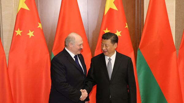Президент Беларуси Александр Лукашенко и председатель КНР Си Цзиньпин - Sputnik Беларусь