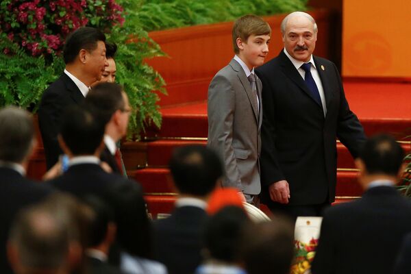 Президент Беларуси Александр Лукашенко с сыном Николаем в Пекине - Sputnik Беларусь