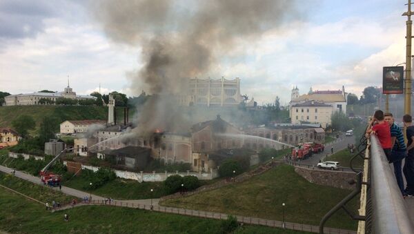 Здание старого пивзавода загорелось в самом центре Гродно - Sputnik Беларусь