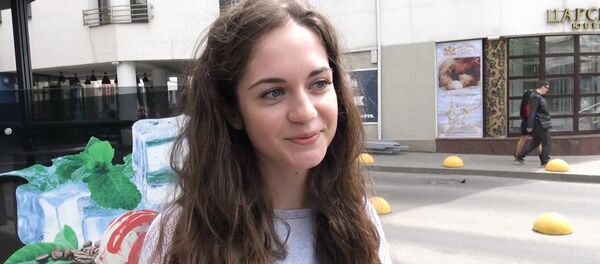 Повторить уроки и шуры-муры: зачем школьникам перемены Повторить уроки и шуры-муры: зачем школьникам перемены - Sputnik Беларусь