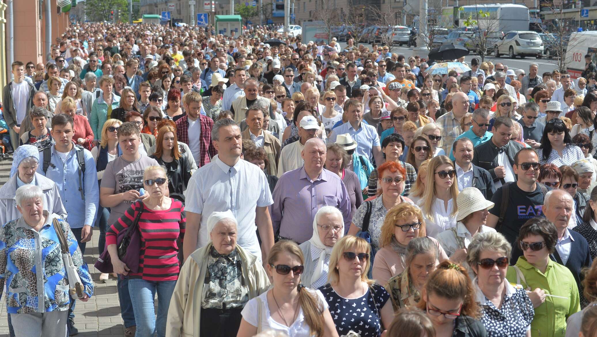 Население бел. Население Беларуси. Городское население Беларуси. Население РБ. Население Беларуси фото.