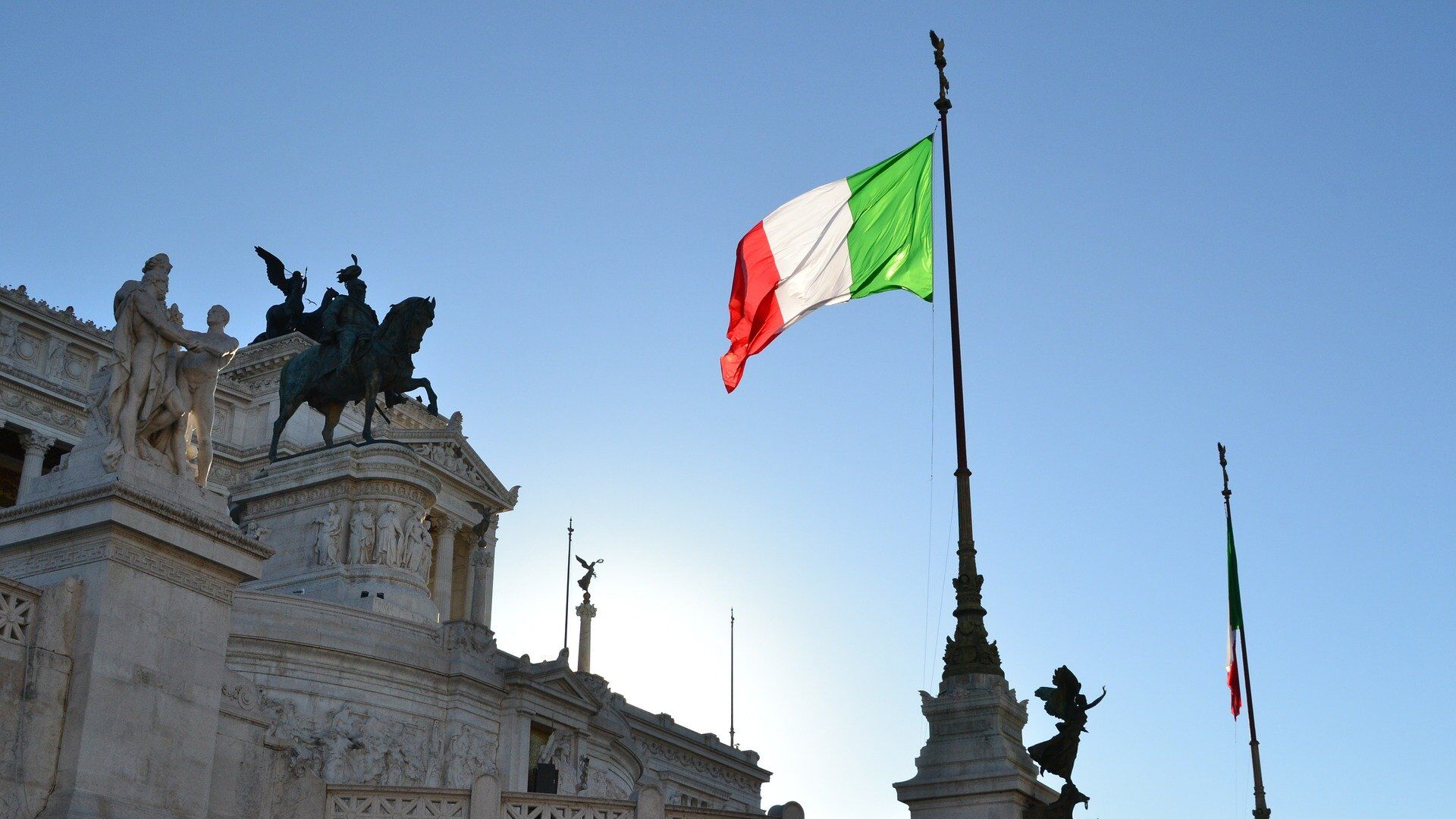 Флаг Италии в Риме - Sputnik Беларусь, 1920, 15.06.2022