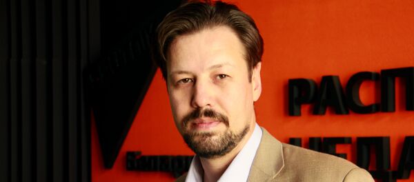 Мастацтвазнаўца, куратар карпаратыўнай калекцыі Белгазпрамбанка Аляксандр Зіменка Мастацтвазнаўца, куратар карпаратыўнай калекцыі Белгазпрамбанка Аляксандр Зіменка - Sputnik Беларусь