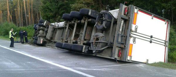 Авария на трассе М6 - Sputnik Беларусь