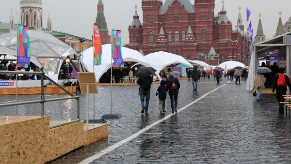 Книжный фестиваль Красная площадь - Sputnik Беларусь