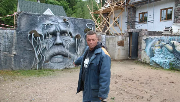 У этого объекта нет точки окончания, утверждает хозяин, ибо невозможно остановить человеческую фантазию - Sputnik Беларусь