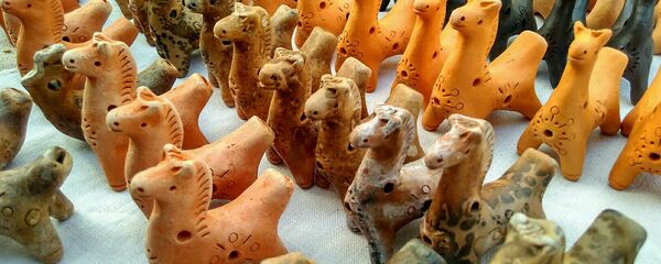 Традыцыйная беларуская свістулька Традыцыйная беларуская свістулька - Sputnik Беларусь