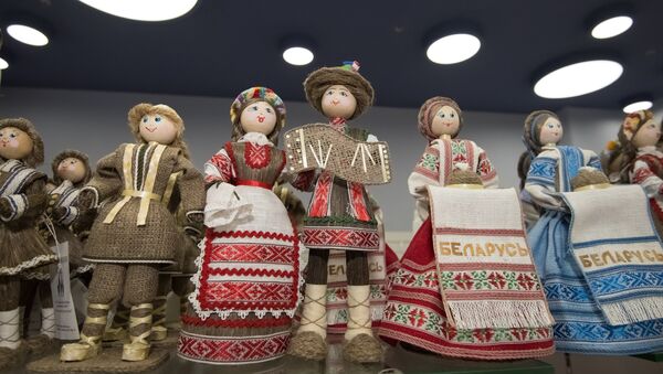 Белорусские сувениры в Астане на Экспо 2017 - Sputnik Беларусь