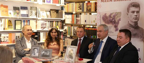 Міністр замежных спраў Беларусі Уладзімір Макей пасол РБ у Іспаніі Павел Латушка - Sputnik Беларусь