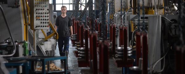 Механический цех по производству валов и шестерен для тракторов Беларус на Минском тракторном заводе - Sputnik Беларусь