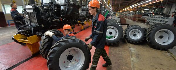 Саюзны трактар створаць у ЕАЭС пры ўдзеле Беларусі ў 2019 годзе Саюзны трактар створаць у ЕАЭС пры ўдзеле Беларусі ў 2019 годзе - Sputnik Беларусь