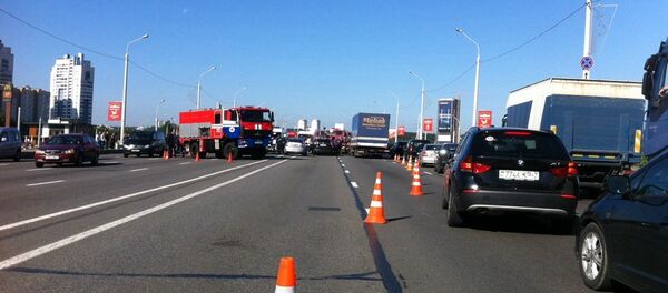 ДТП возле станции метро Уручье ДТП возле станции метро Уручье - Sputnik Беларусь