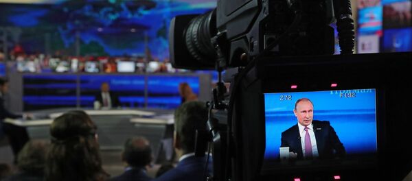 Прямая линия с президентом РФ В. Путиным - Sputnik Беларусь