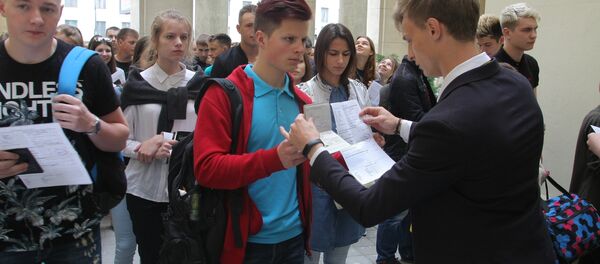 Центральное тестирование (ЦТ) в Минске - Sputnik Беларусь