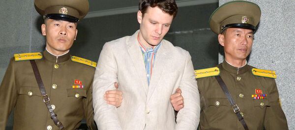 Отто-Фридерик Уормбиер в Верховном суде Пхеньяна в марте 2016 года - Sputnik Беларусь