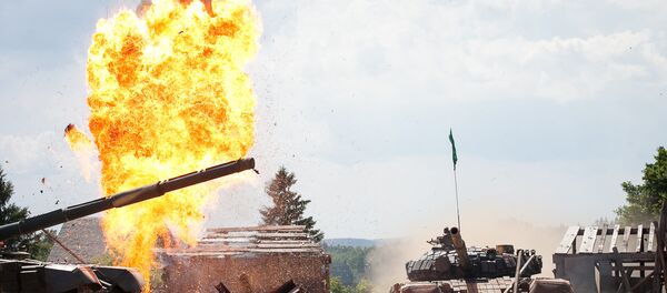 Танковый биатлон на Линии Сталина - Sputnik Беларусь