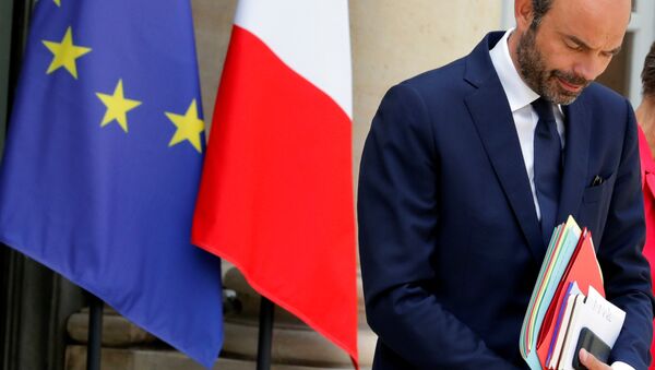 Премьер-министр Франции Эдуард Филипп - Sputnik Беларусь
