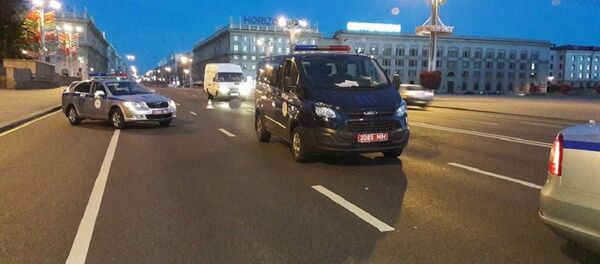 Сотрудники правоохранительных органов на месте ДТП в Минске - Sputnik Беларусь