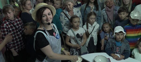 Ад ВКЛ да БССР: у музеі марозіва прайшла гістарычная дэгустацыя Ад ВКЛ да БССР: у музеі марозіва прайшла гістарычная дэгустацыя - Sputnik Беларусь