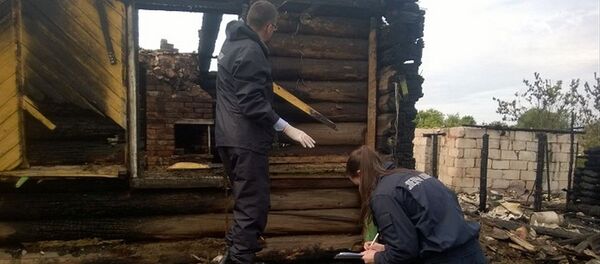 Эксперты работают на месте пожара - Sputnik Беларусь