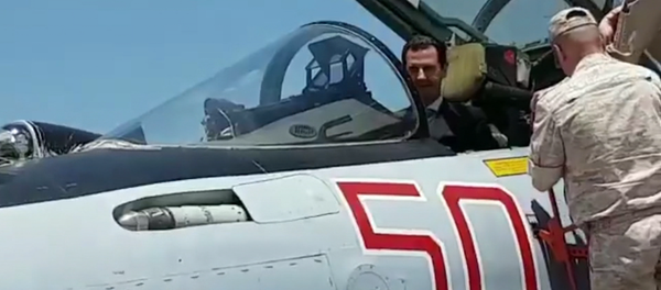 Президент Сирии Башар Асад посетил авиабазу Хмеймим - Sputnik Беларусь