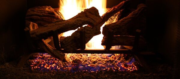 Камин, архивное фото - Sputnik Беларусь