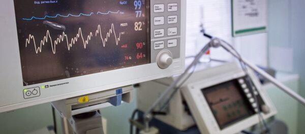 Маленькое устройство, разработанное белорусами,  сможет заменить целый медицинский комплекс - Sputnik Беларусь