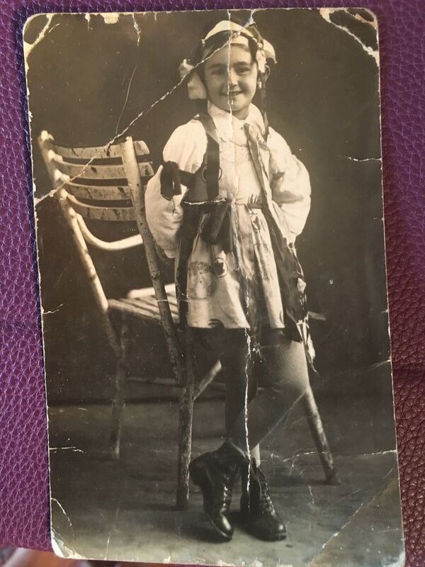 Инесса Макарчук в довоенное время - Sputnik Беларусь